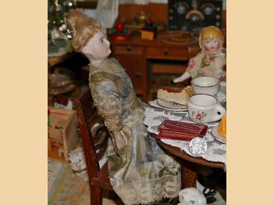 antike Puppenstube von vor 1920