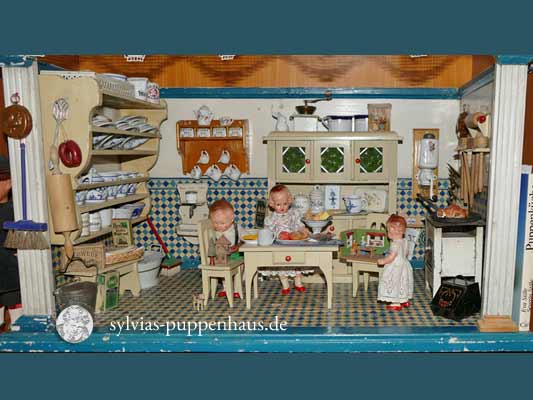 antike Puppenküche, Gehäuse Gebrüder Bing Nürnberg - Bild 1