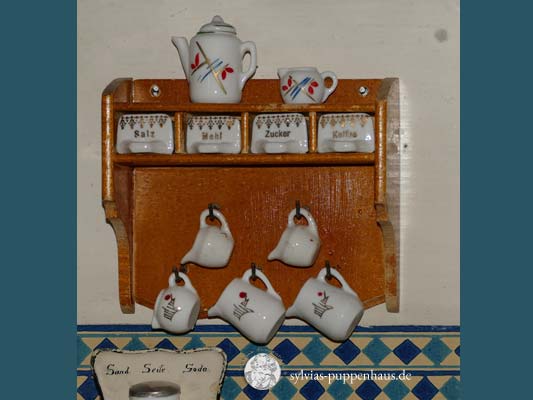 antike Puppenküche, Gehäuse Gebrüder Bing Nürnberg