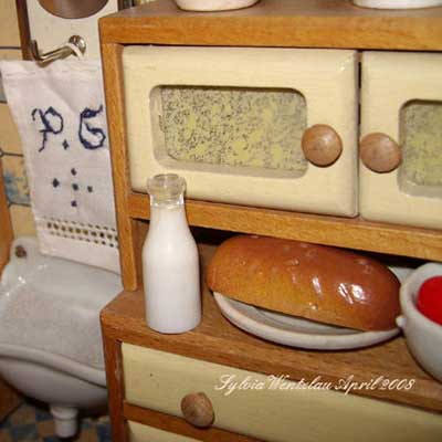 antike Puppenstube aus den 30er Jahren