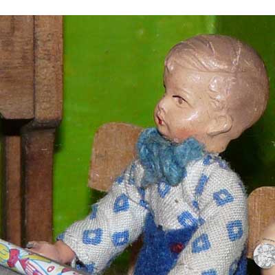 antike Puppenschule aus den 30er Jahren