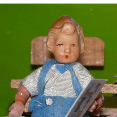 antike Puppenschule aus den 30er Jahren