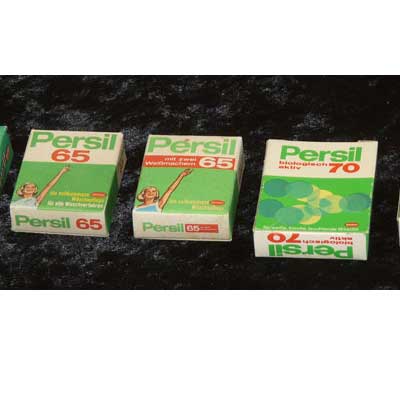 Froh in den Hausputz