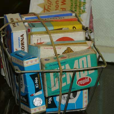 Zubehör für den Kaufladen, DDR