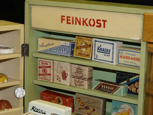 Klapp-Kaufmannsladen, VEB Seiffener Spielwaren