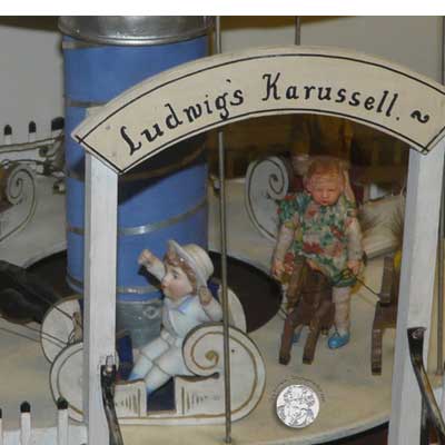 Karussell, Eigenbau des Geigenbaumeisters Fredo Curtius aus Gotha, um 1920