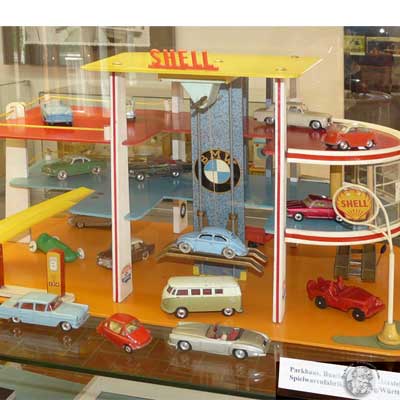 Parkhaus, Bundesrepublik, Fritz Löhmann Spielwarenfabrik, 1959 - Bild 1