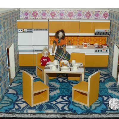 Selbst gebaute westdeutsche Puppenstube, 70er Jahre