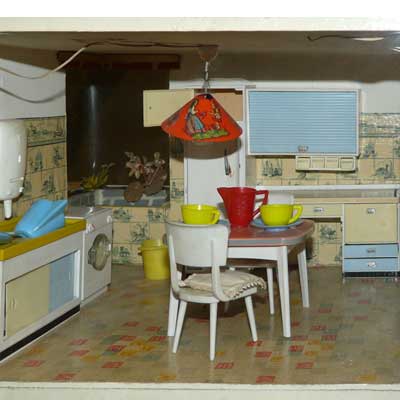 Puppenhaus von Albin Schönherr, DDR