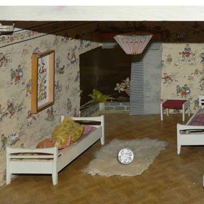 Puppenhaus von Albin Schönherr, DDR