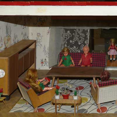 Puppenhaus von Albin Schönherr, DDR