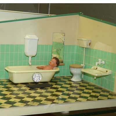 VEB Holzspielwarenfabrik Grünhainichen, DDR - Bild 1