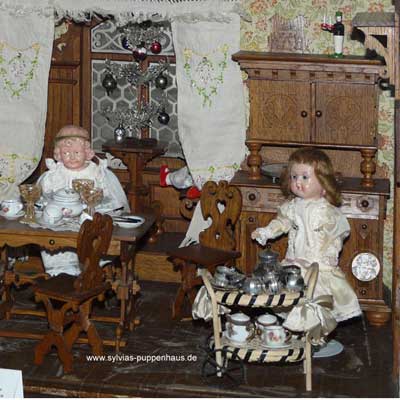 Puppenstube nach Vorlage Mey und Widmeyer in deutscher Renaissance um 1884