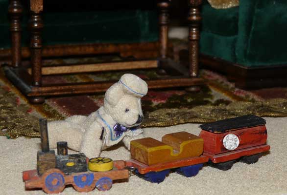 Große 1:12 Puppenstube, der Salon links