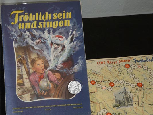 Fröhlich sein und singen, Eine Reise ins Freundesland - Bild 1