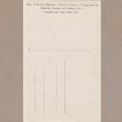 Kinder mit Puppenwagen, um 1900