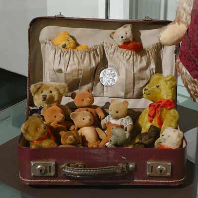 Mit Teddy durchs Dresdner Spielzeugland