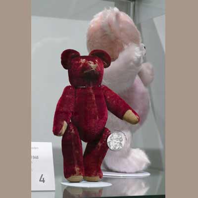 Mit Teddy durchs Dresdner Spielzeugland