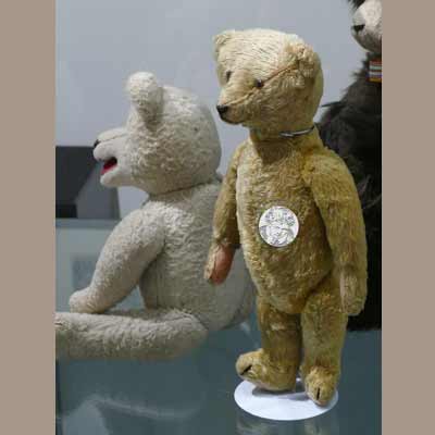 Mit Teddy durchs Dresdner Spielzeugland