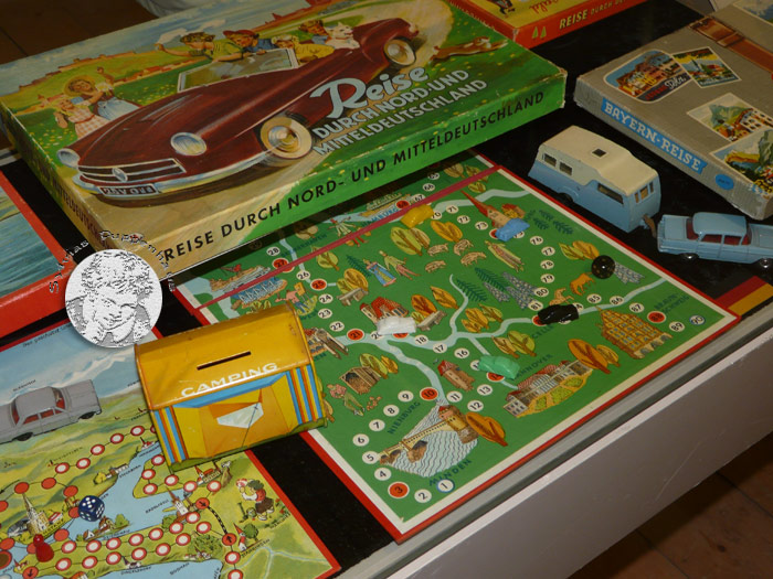 Spiel mit! Historische Gesellschaftsspiele aus Deutschland-Ost und Deutschland-West